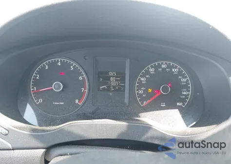 2013 Volkswagen Jetta 2.0L S z USA, uszkodzony, nr VIN 3VW1K7AJ2DM427520